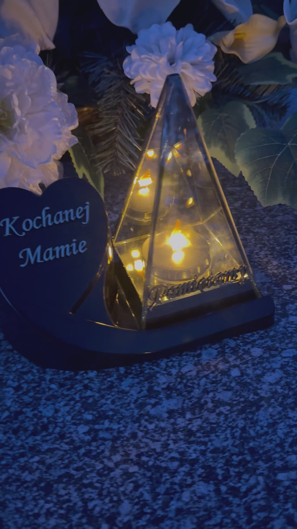 Znicz Lustrzany Stożek 3D z podstawką oraz dedykacją "Kochanej Mamie" - Srebro